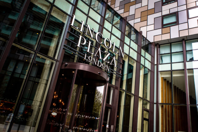 Lincoln Plaza London - External